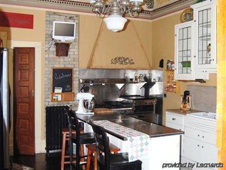 Schuster Mansion Bed & Breakfast Milwaukee Phòng bức ảnh
