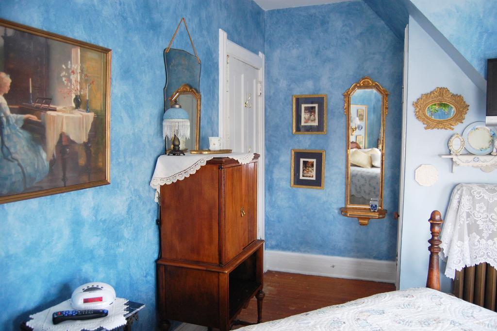 Schuster Mansion Bed & Breakfast Milwaukee Phòng bức ảnh
