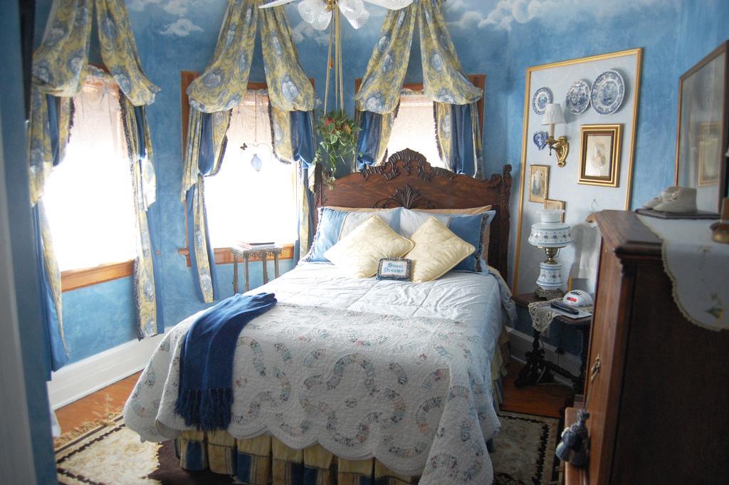 Schuster Mansion Bed & Breakfast Milwaukee Phòng bức ảnh